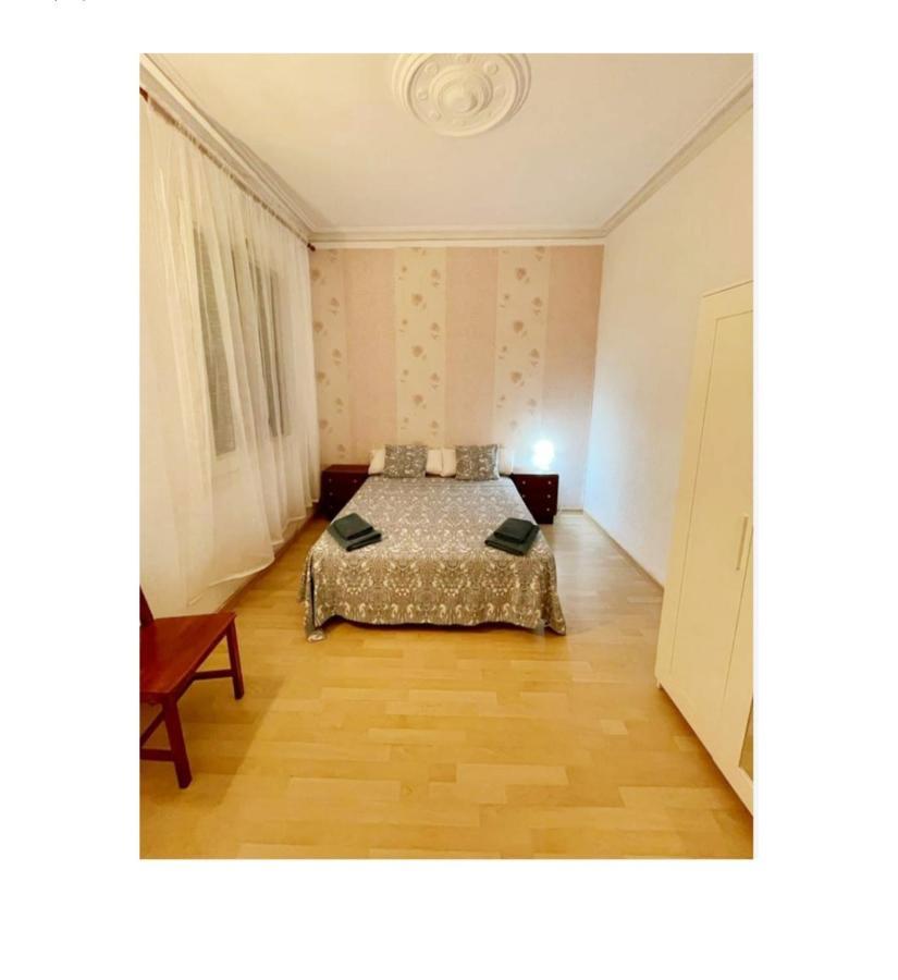 Хостел Barcelona Centric Экстерьер фото